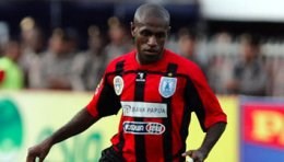 Persipura Pecundangi Sriwijaya FC