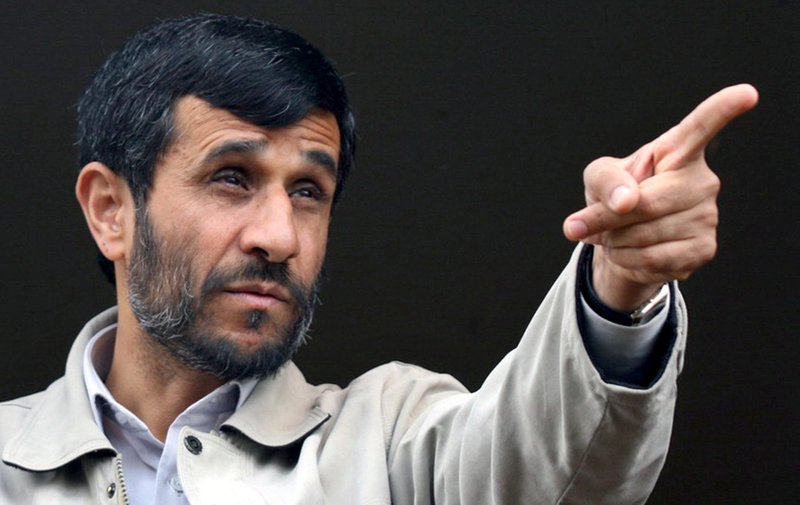 Presiden Ahmadinejad Ditangkap Pengawal Revolusi