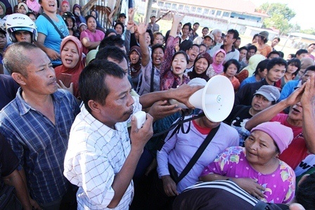 Pedagang Tuding Walikota Ingkar