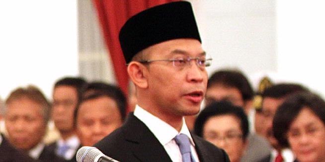 SBY Resmi Lantik Chatib Basri Jadi Menkeu