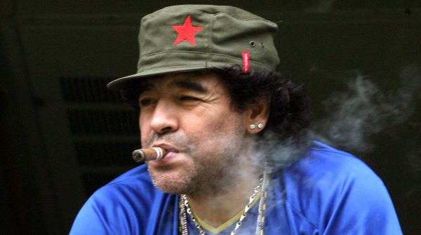 Maradona Beri Semangat Napoli Raih Scudetto