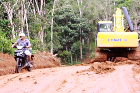 Kades Bantah Wakil Rakyat