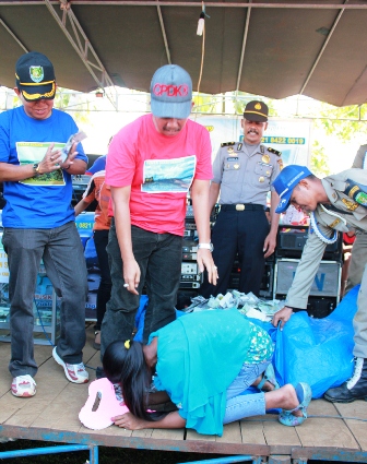 Pemenang Motor Sujud Dikaki Wabup