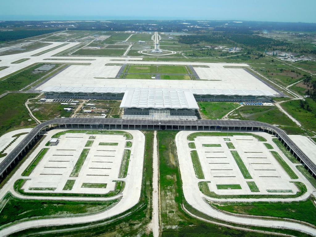 Bandara Terbesar Kedua Beroperasi