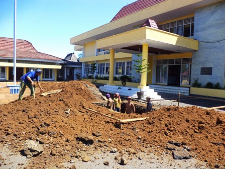 Kantor Bupati Direhab