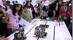 33 Tim Berlaga Lomba Robotic