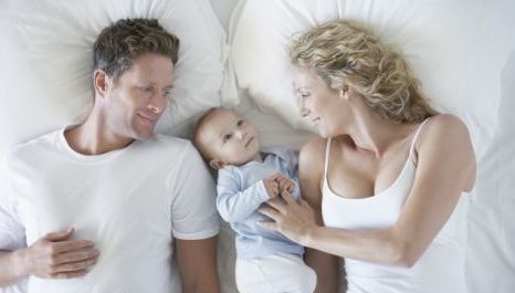 Stres dan Kelelahan Bikin Ayah Baru Malas Bercinta