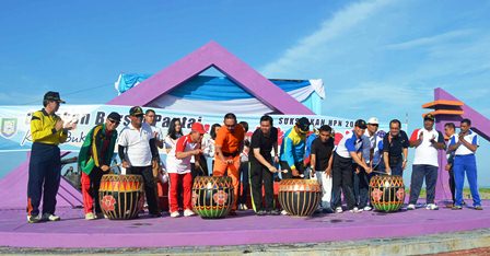 Pedagang Pantai Ditata Ulang