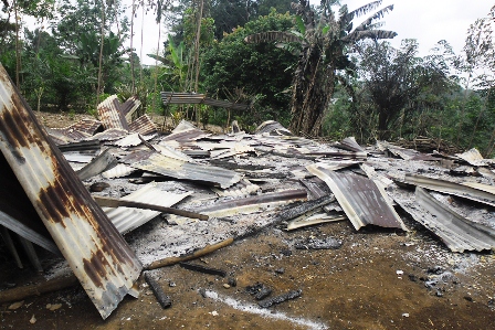 Pondok Kebun Pejabat Dibakar