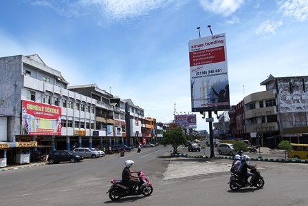 3 Pintu Gerbang Kelilingi Soeprapto