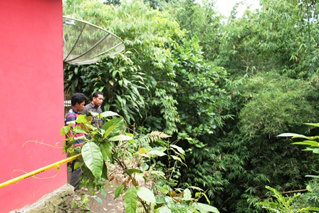 Rumah Terancam Ambruk ke Jurang