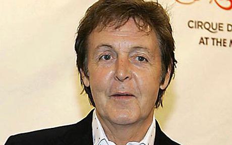 Paul McCartney, Protes Penangkapan Aktivis Greenpeace