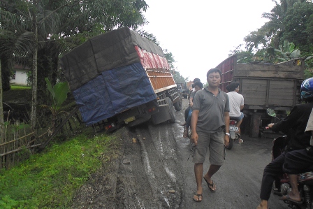 Kembang Seri- Taba Lagan Macet Total