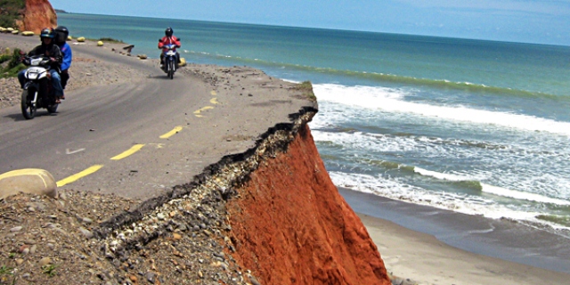 Abrasi Pantai Ancam Rumah Warga, Segera Ditangani