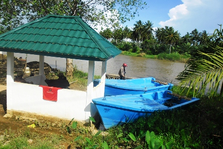 Kapal KPDT Terbengkalai