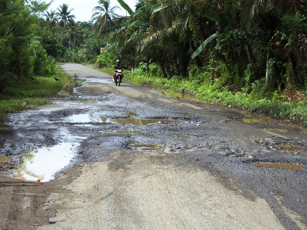 Usulkan Jalan 3 KM