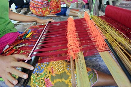 Pengajuan Tenun Sunda Ditolak Unesco