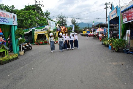 Bazar Sepi, Stand Banyak Dibongkar