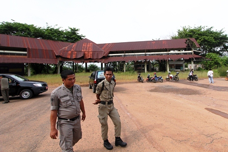 PSK Ancam Demo Telanjang