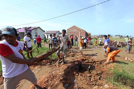 Jalan dan Drainase Disumbat, Warga Ancam Polisikan Perusahaan Properti