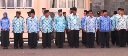 Dikbud Dipaksa Pindah