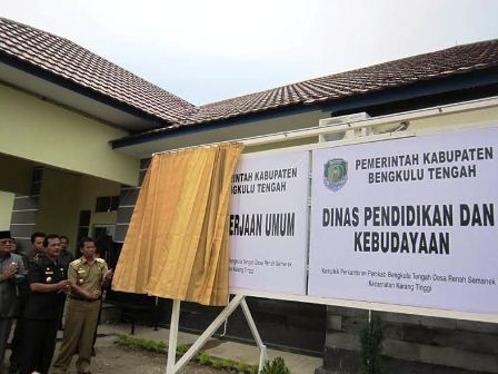 Kantor Baru Tolong Dirawat