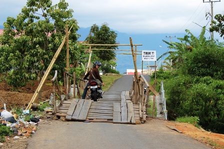 Jembatan Talang Ulu Rp 1,5 M