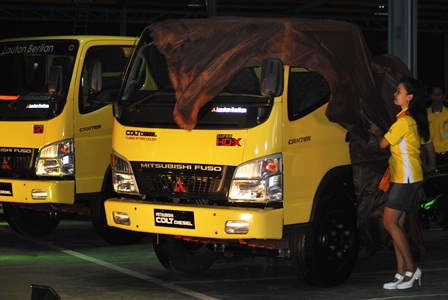 Mitsubishi Semakin Tangguh, Launching Colt Diesel Super HD-X