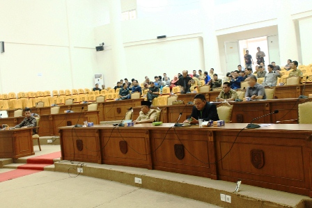 Sidang Paripurna Dewan Sunyi