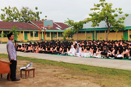 Gubernur Motivasi Ratusan Siswa