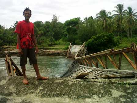 Jembatan Ambruk, Muara Jaya Terisolir