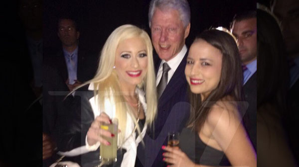 Bill Clinton Dikelilingi Pelacur Kelas Atas