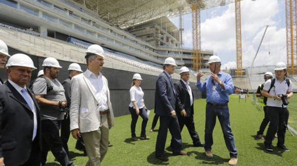 Brazil Ngebut Selesaikan Empat Stadion