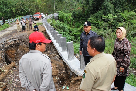 Jalan Longsor Kembali Normal