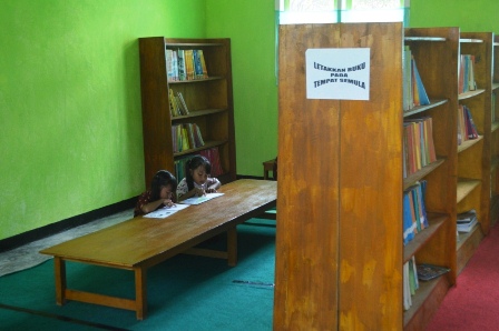 Aneh, 1 Sekolah 2 Gedung Perpus