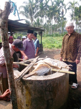 Nenek Tewas Tercebur Sumur