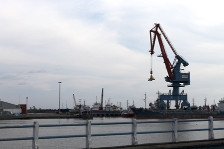 Pengembangan Pulau Baai Jangan Korbankan Warga