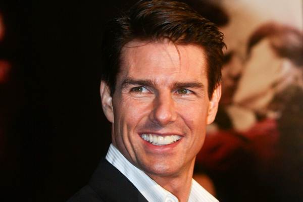 Tom Cruise Rayu Laura Prepon untuk Dijadikan Istri
