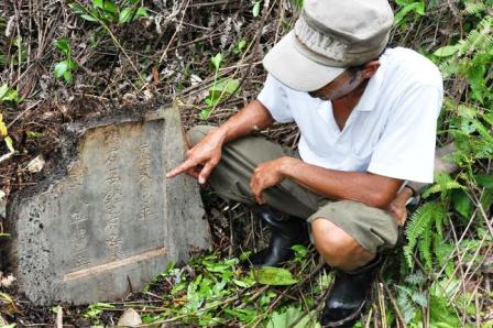 Makam Kuno Bersejarah Terlupakan