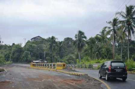 2 Jembatan Nasional Terbengkalai