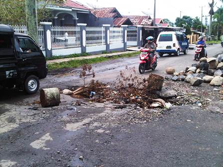 3 Titik Jalan Rusak Diperbaiki