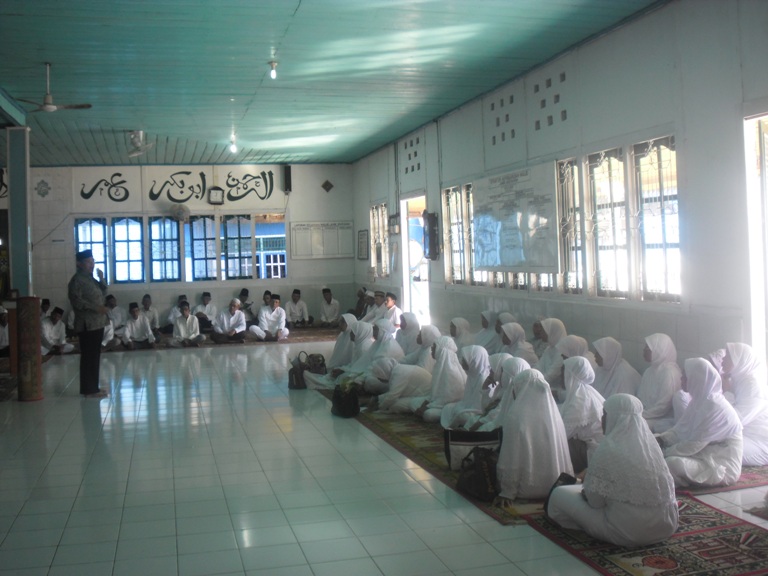    85 JCH Ikuti Manasik Haji