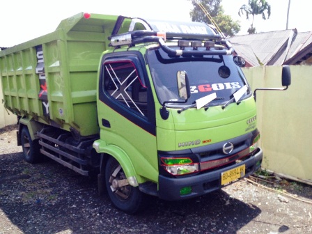 3 Truk Batu Bara Diamankan