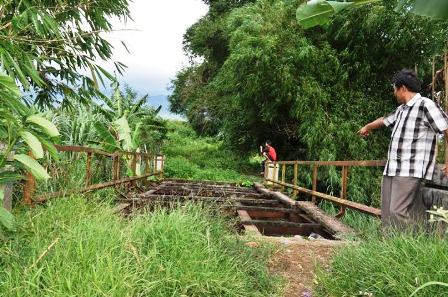 10 Tahun Jembatan Terbengkalai