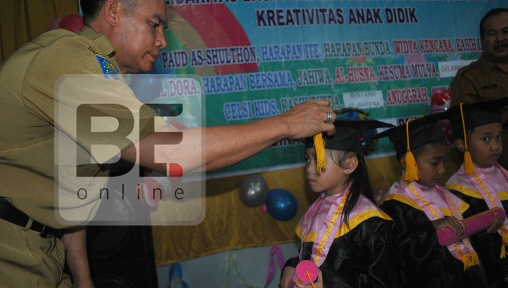 200 Siswa PAUD Wisuda