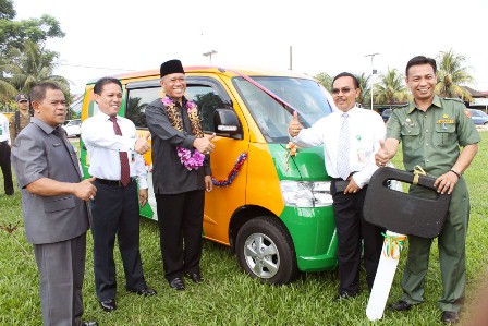 Bank Bangkulu Sumbang Mobil Pajak Keliling