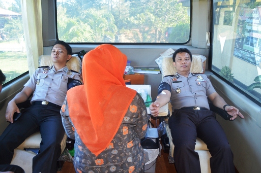 Polres Sumbang 30 Kantong Darah