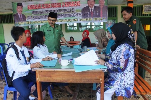 Siswa Luar Dominasi Pendaftar Madrasah