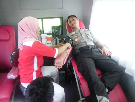 Polres Gelar Donor Darah