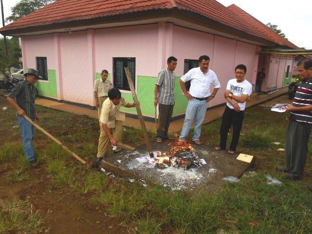 KPU Musnahkan 920 Surat Suara